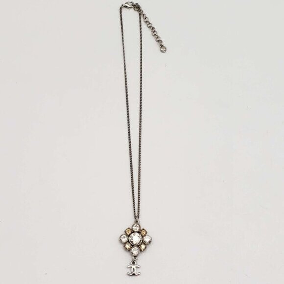 Authentic CHANEL CC with stone Necklace Silver Color - Picture 6 of 14